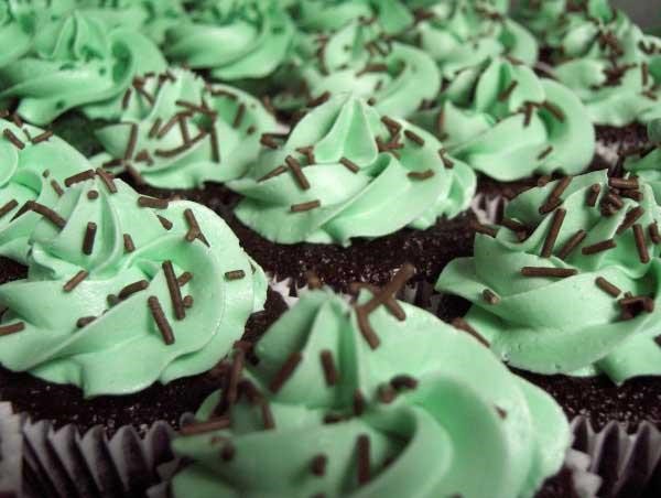 shamrockcupcakes-1.jpg